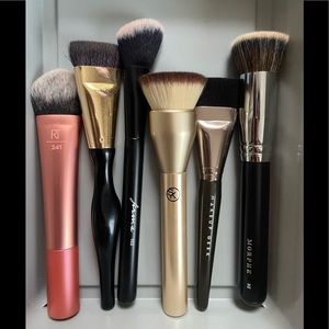 Varies Makeup Brushes